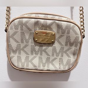 Brand new Michael Kors purse